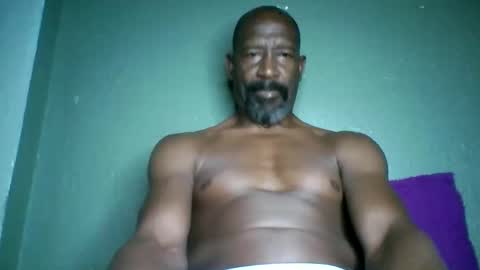 Snapshot of waleswusup chatting on March 2026 03:01:01 PM Champion Lover online show from March 2026 03:01:01 PM