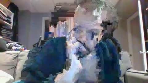 Snapshot of walker033 chatting on December 2024 11:17:01 AM walker033 online show from December 2024 11:17:01 AM