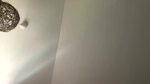 Mencoune online show from September 2025 02:07:02 PM