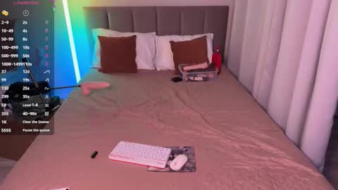 Walt Enjoy online show from November 2025 06:10:01 PM