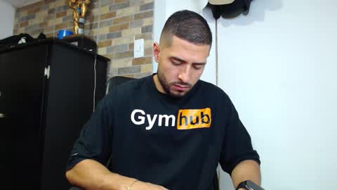 WALTER BROWN  online show from January 2026 01:09:01 AM