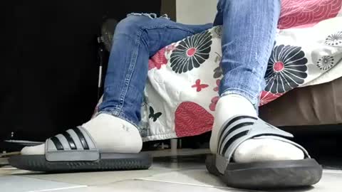 Snapshot of waltherfeet_ chatting on July 2026 04:22:01 PM WaltherFeet online show from July 2026 04:22:01 PM