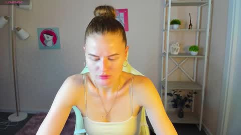 Snapshot of wanda_gomez chatting on September 2025 02:39:02 PM Wanda online show from September 2025 02:39:02 PM