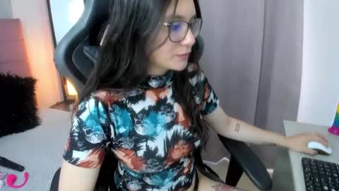 Snapshot of wanda_sg chatting on September 2025 07:36:01 PM Alexandra online show from September 2025 07:36:01 PM