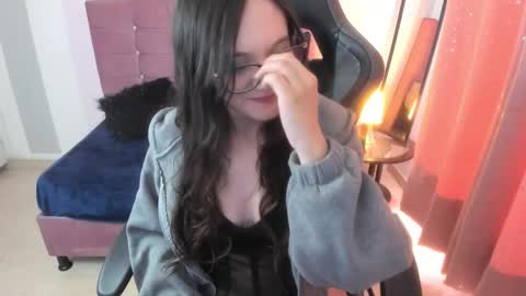 Alexandra online show from February 2026 03:05:02 PM