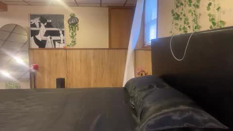 wanderlustgaal online show from March 2026 01:15:01 PM