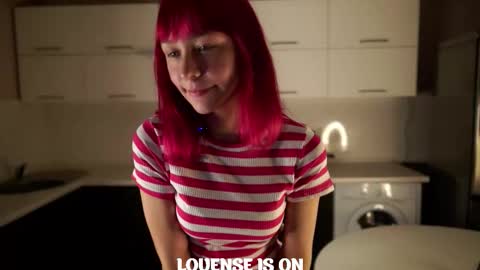 Betti online show from September 2025 10:42:01 AM