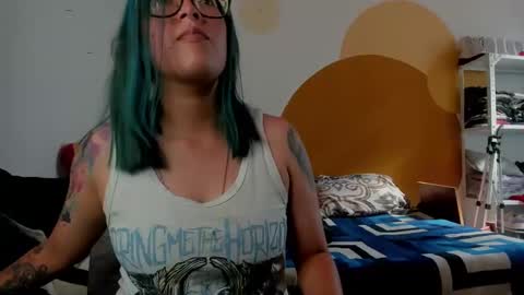 Waningrose  Lu online show from December 2024 07:14:01 PM