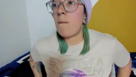 Waningrose  Lu online show from November 2025 11:48:02 PM