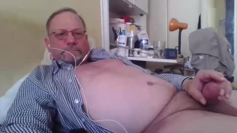 Snapshot of wanky357 chatting on April 2026 11:26:02 AM Tibo Love online show from April 2026 11:26:02 AM