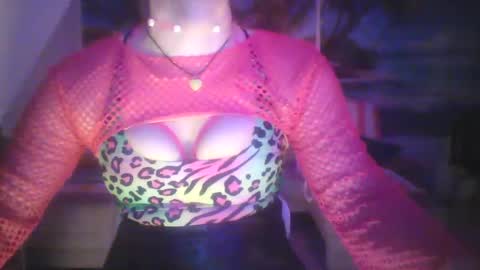 Emilia inst  online show from December 2024 05:12:01 AM