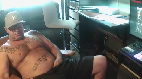 inittogetitin online show from January 2026 09:35:02 PM