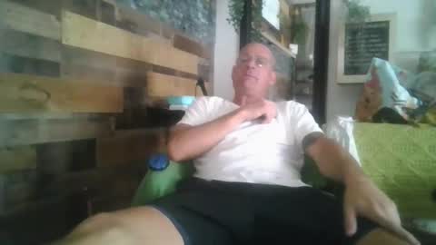 Snapshot of wantmymantofukme chatting on September 2025 04:34:02 PM wantmymantofukme online show from September 2025 04:34:02 PM