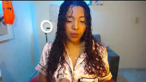 Snapshot of warisgoddes chatting on April 2026 11:00:01 AM EMILY online show from April 2026 11:00:01 AM