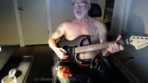 Snapshot of wasted_daze_ chatting on February 2025 02:03:01 AM wasted_daze_ online show from February 2025 02:03:01 AM