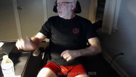 Snapshot of wasted_daze_ chatting on February 2025 03:01:02 AM wasted_daze_ online show from February 2025 03:01:02 AM