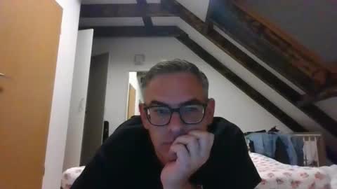 Snapshot of watchmecum78 chatting on September 2025 06:31:02 PM watchmecum78 online show from September 2025 06:31:02 PM