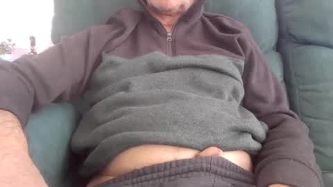 Snapshot of watchmethistime chatting on January 2025 05:44:01 PM glenlooker online show from January 2025 05:44:01 PM