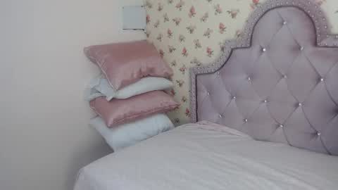 Snapshot of watson_crystal00 chatting on March 2026 01:25:01 PM Milf Latina online show from March 2026 01:25:01 PM