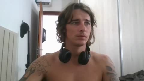 Snapshot of wave_boyy chatting on March 2026 03:06:02 PM wave_boyy online show from March 2026 03:06:02 PM