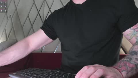 Wayne online show from December 2024 05:01:01 AM