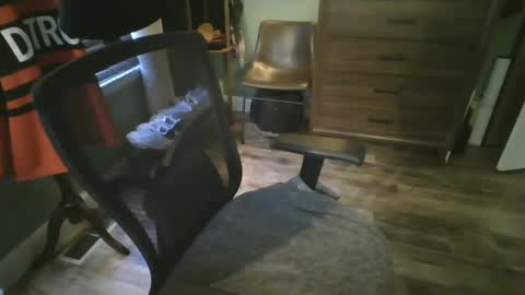 Snapshot of wazooforty2 chatting on February 2025 06:13:02 PM wazooforty2 online show from February 2025 06:13:02 PM