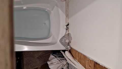 wcnmail24 online show from October 2025 08:23:02 AM