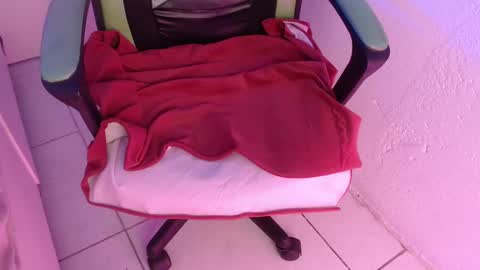 Trixie 3 online show from September 2025 02:17:02 PM