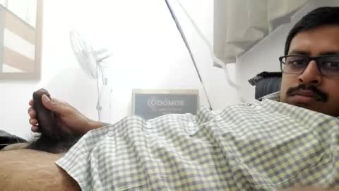 sexyguy online show from May 2026 02:23:01 PM