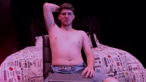 Snapshot of web_gammer_ chatting on March 2026 12:06:02 AM Jhonny Dick his neighbors. online show from March 2026 12:06:02 AM