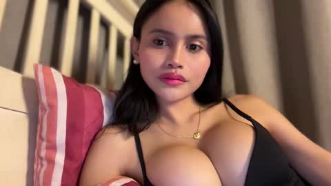 Snapshot of webcammaggie chatting on March 2026 04:46:01 PM Maggie online show from March 2026 04:46:01 PM