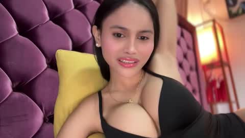 Snapshot of webcammaggie chatting on April 2026 03:57:01 PM Maggie online show from April 2026 03:57:01 PM