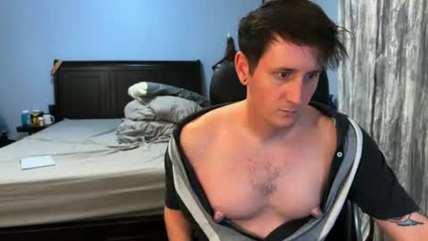 Snapshot of webslingxxxx chatting on July 2026 01:54:01 AM webslingxxxx online show from July 2026 01:54:01 AM