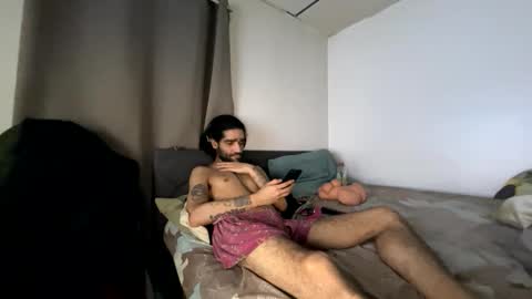 ShootingWebs online show from May 2026 04:40:01 AM