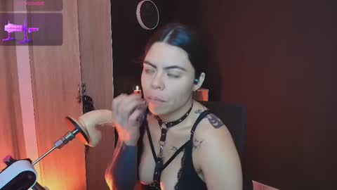 Snapshot of wednesdayfriday chatting on November 2025 05:13:01 PM Wednesday Please help me to reach 111 thumbs up online show from November 2025 05:13:01 PM