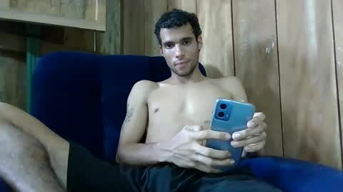 weedysmoky online show from September 2025 04:17:01 PM