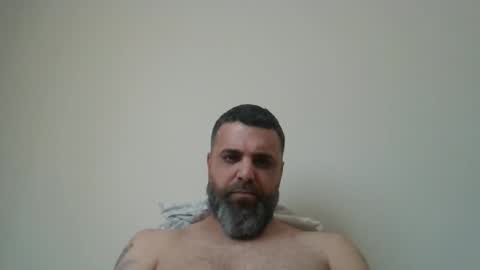 Snapshot of weezy210 chatting on April 2026 05:11:01 PM Weezy online show from April 2026 05:11:01 PM