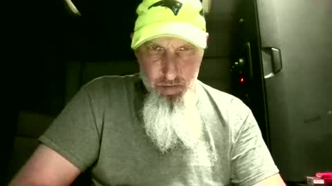wellhung19781 online show from June 2026 06:21:02 PM