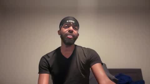 Snapshot of wellpackaged_ chatting on May 2026 08:52:01 AM Langston online show from May 2026 08:52:01 AM