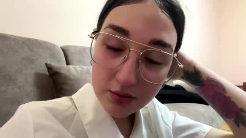 Anna online show from April 2026 02:07:02 PM