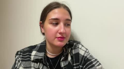 Snapshot of wendolynmusil chatting on May 2026 03:09:01 PM Anna online show from May 2026 03:09:01 PM