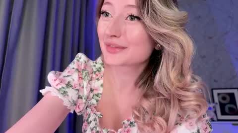 Daisy    online show from October 2025 04:07:02 PM