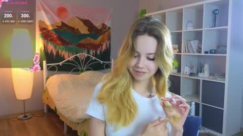 Snapshot of wendy_cutiex chatting on September 2025 05:02:01 PM Wendy online show from September 2025 05:02:01 PM