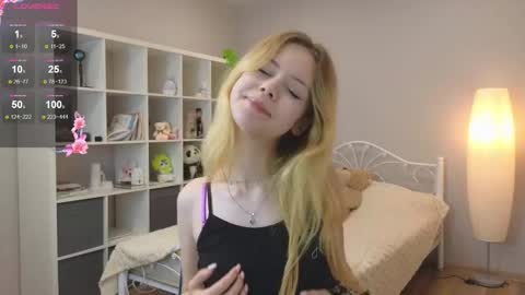 Snapshot of wendy_cutiex chatting on September 2025 04:23:01 PM Wendy online show from September 2025 04:23:01 PM