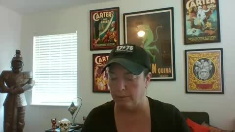 Snapshot of wendycu chatting on February 2025 04:17:02 PM WendyCU online show from February 2025 04:17:02 PM