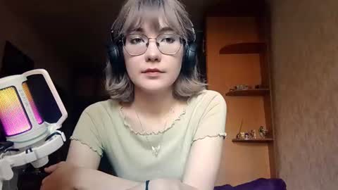 Alise online show from June 2026 07:42:01 AM