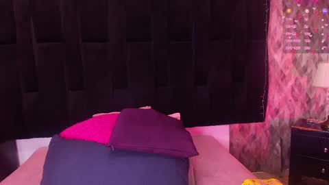 WEN SHENG online show from November 2025 07:15:01 PM