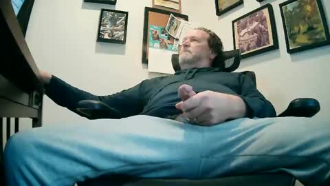 Snapshot of weseeyouwatching chatting on February 2025 05:20:01 PM weseeyouwatching online show from February 2025 05:20:01 PM