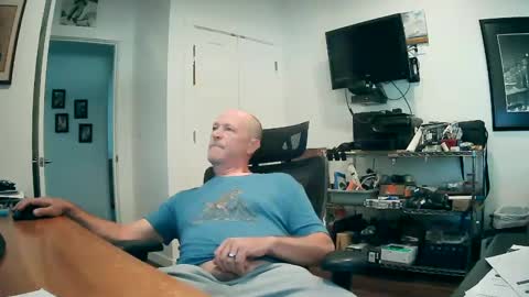 Snapshot of weseeyouwatching chatting on September 2025 05:03:02 PM weseeyouwatching online show from September 2025 05:03:02 PM