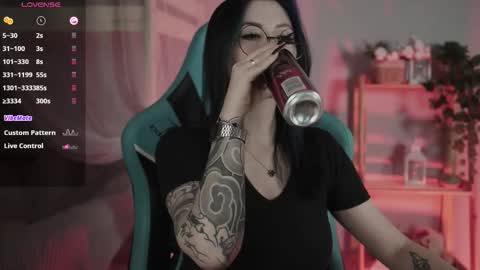 little girl who is always rightLisa online show from October 2025 01:24:02 AM